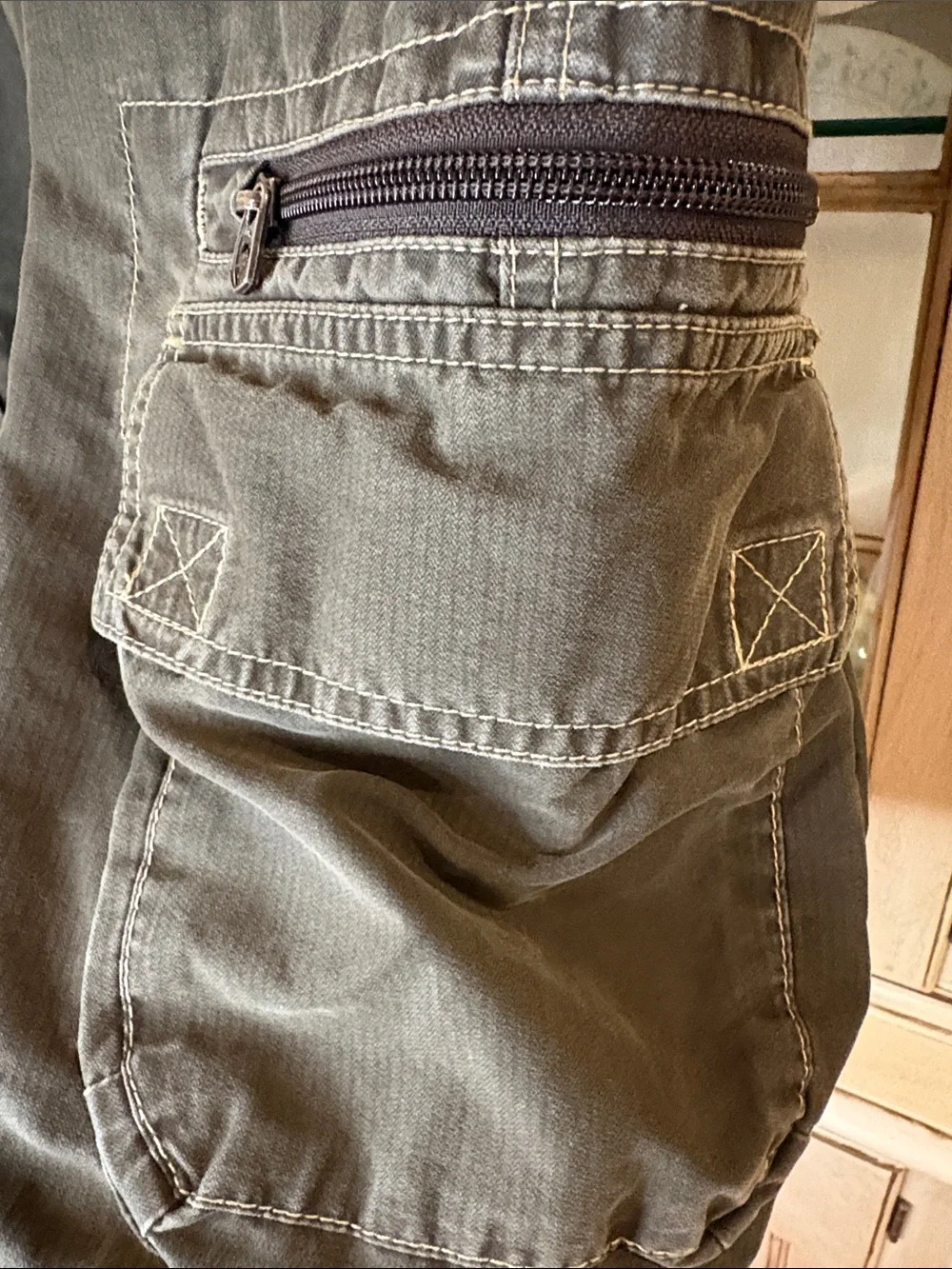 Kühl Brand Cargo Shorts in Olive Green